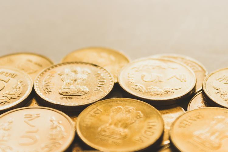 Este aurul o varianta de plasament recomandata micilor investitori?