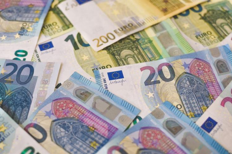 Titlurile de stat in euro au in continuare dobanzi mari