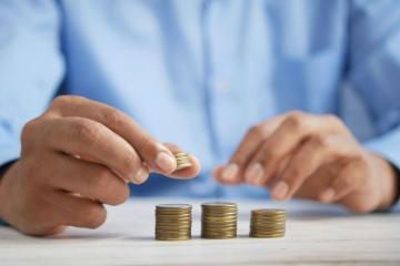 Alchimie la bursă: investiții recurente plus ETF-uri
